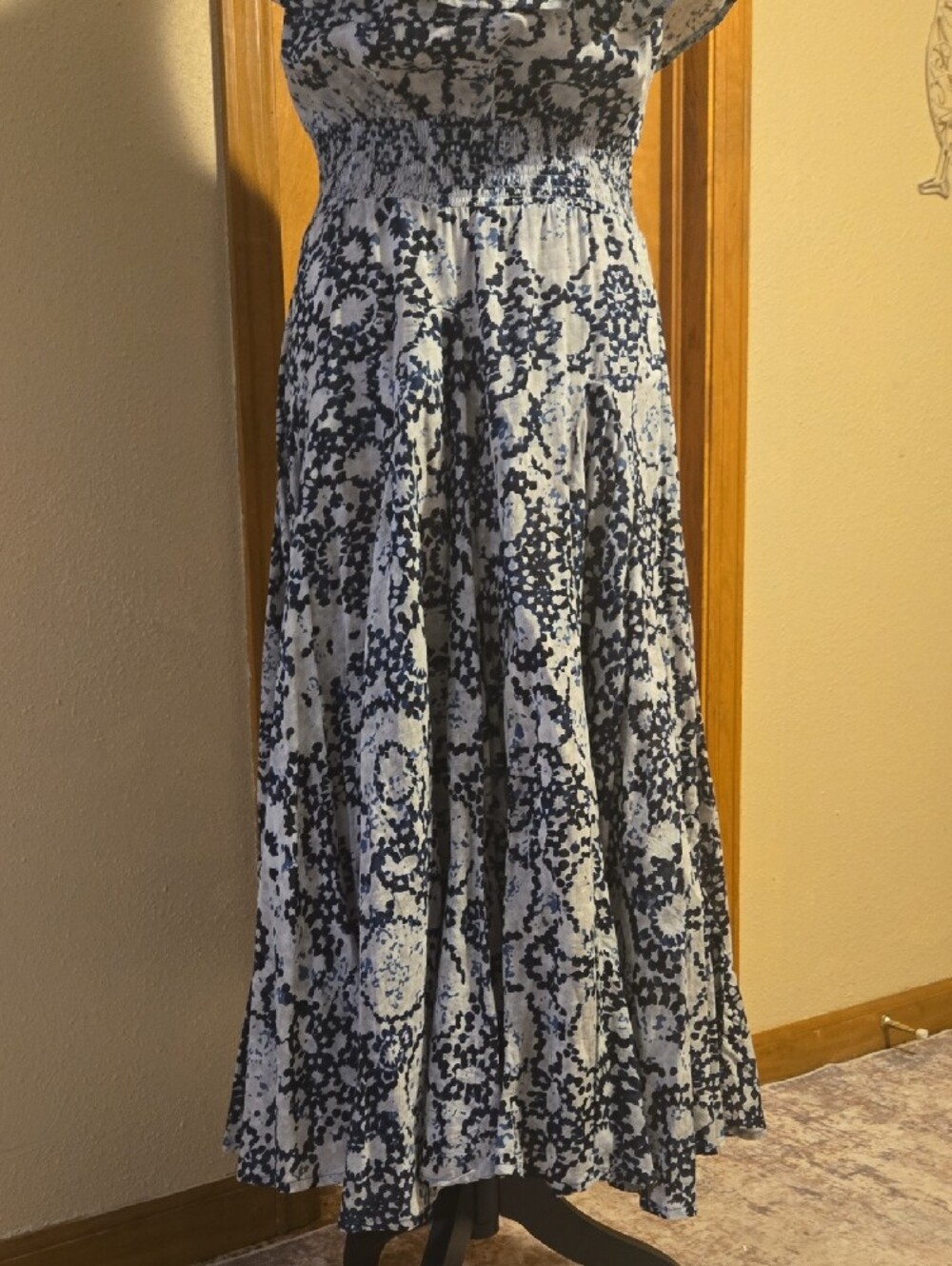 Chelsea & Theodore Navy and White Off-Shoulder Ruffle Full Skirt Maxi Dress - Picture 4 of 7